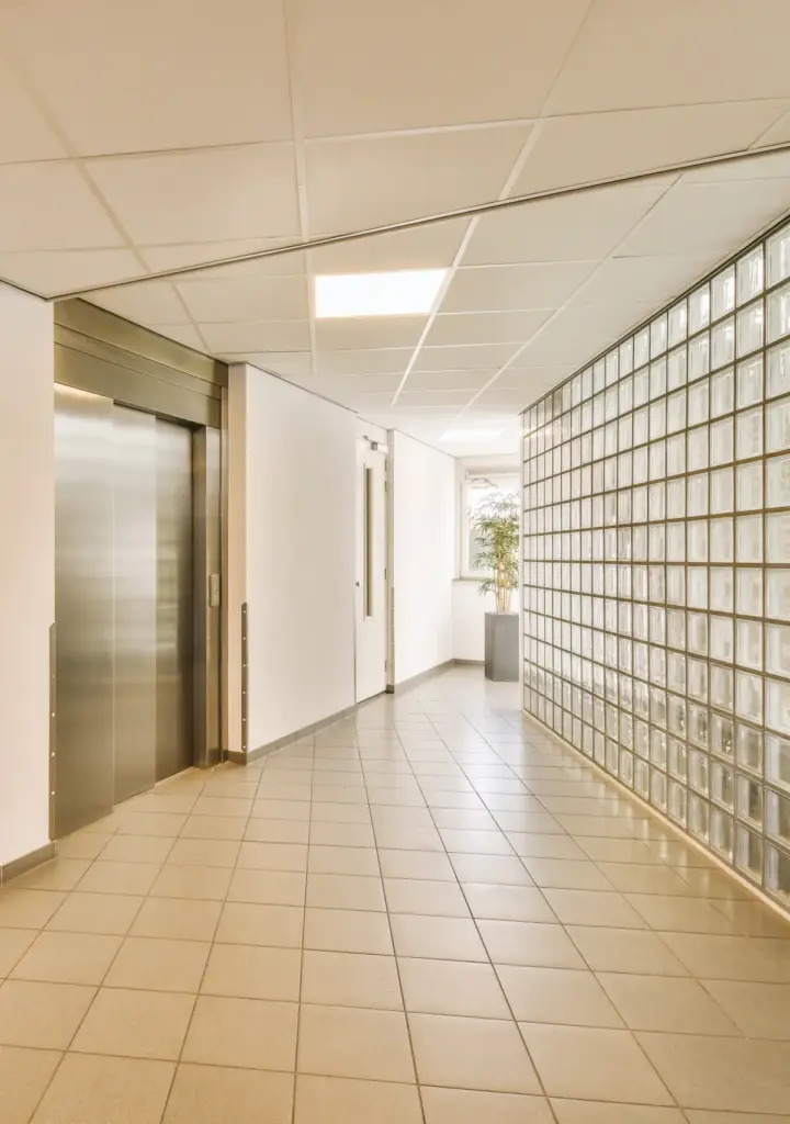 Limpieza de comunidades y escaleras de vecinos en Barcelona - Servicios de limpieza